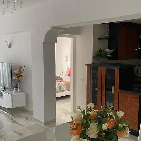 Duque 3 דירה אדחה